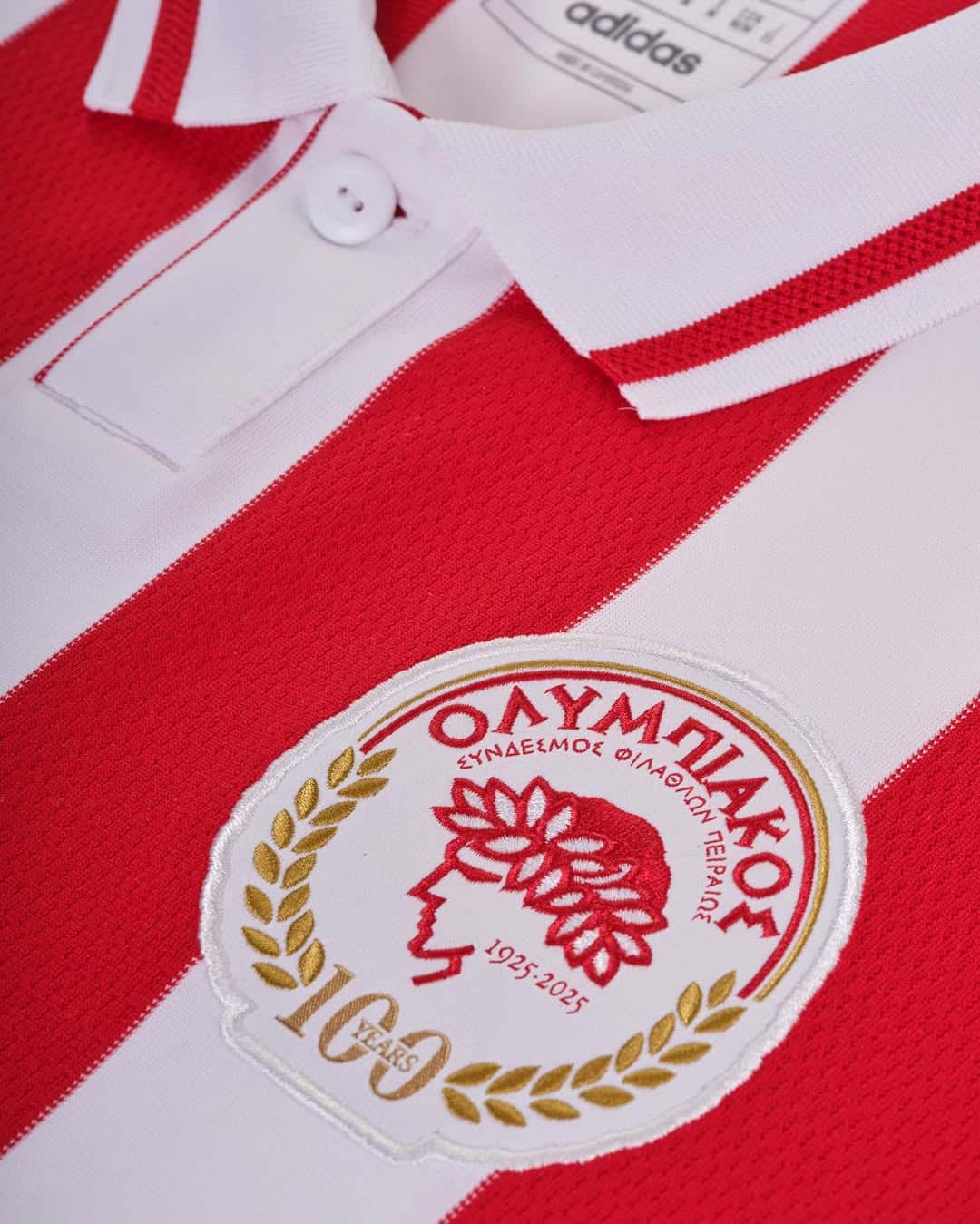 L'Olympiakos fête ses 100 avec un maillot adidas collector