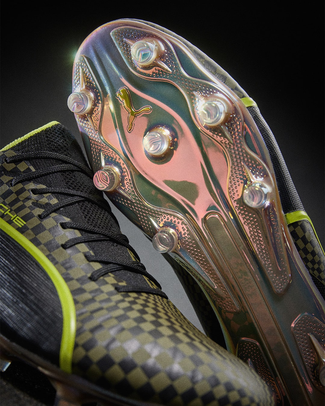 chaussure-puma-king porsche crampons 2024 2025