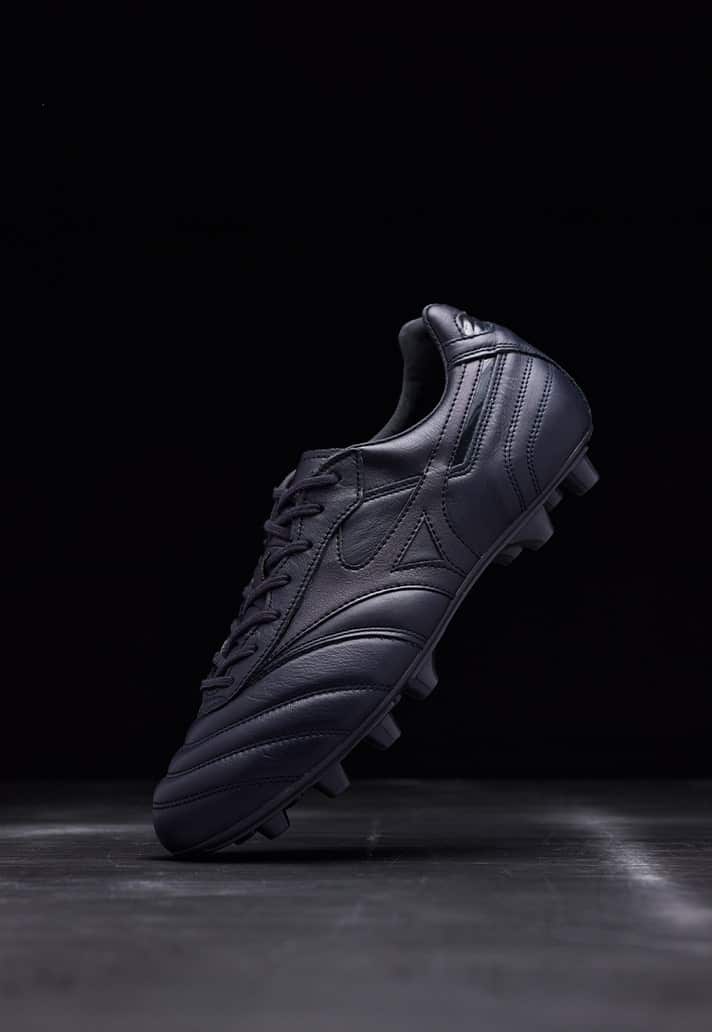 chaussures crampons mizuno innovation pack 2024 2025