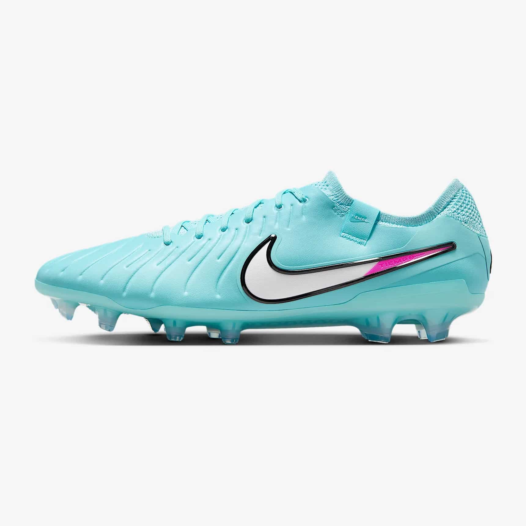 crampons nike prism pack tiempo legend 10