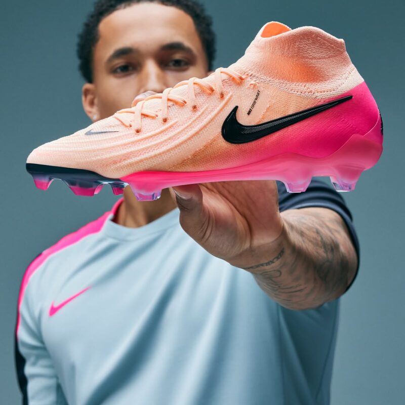 crampons nike prism pack