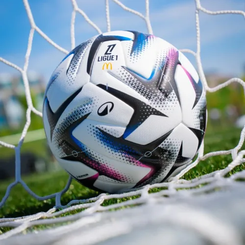 Image de l'article Ballon Ligue 1 : Decathlon dévoile les nouveaux ballons 25-26