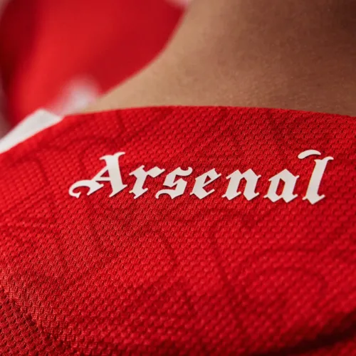 Image de l'article Tous les nouveaux maillots 2025-2026 dévoilés cette semaine - épisode #2