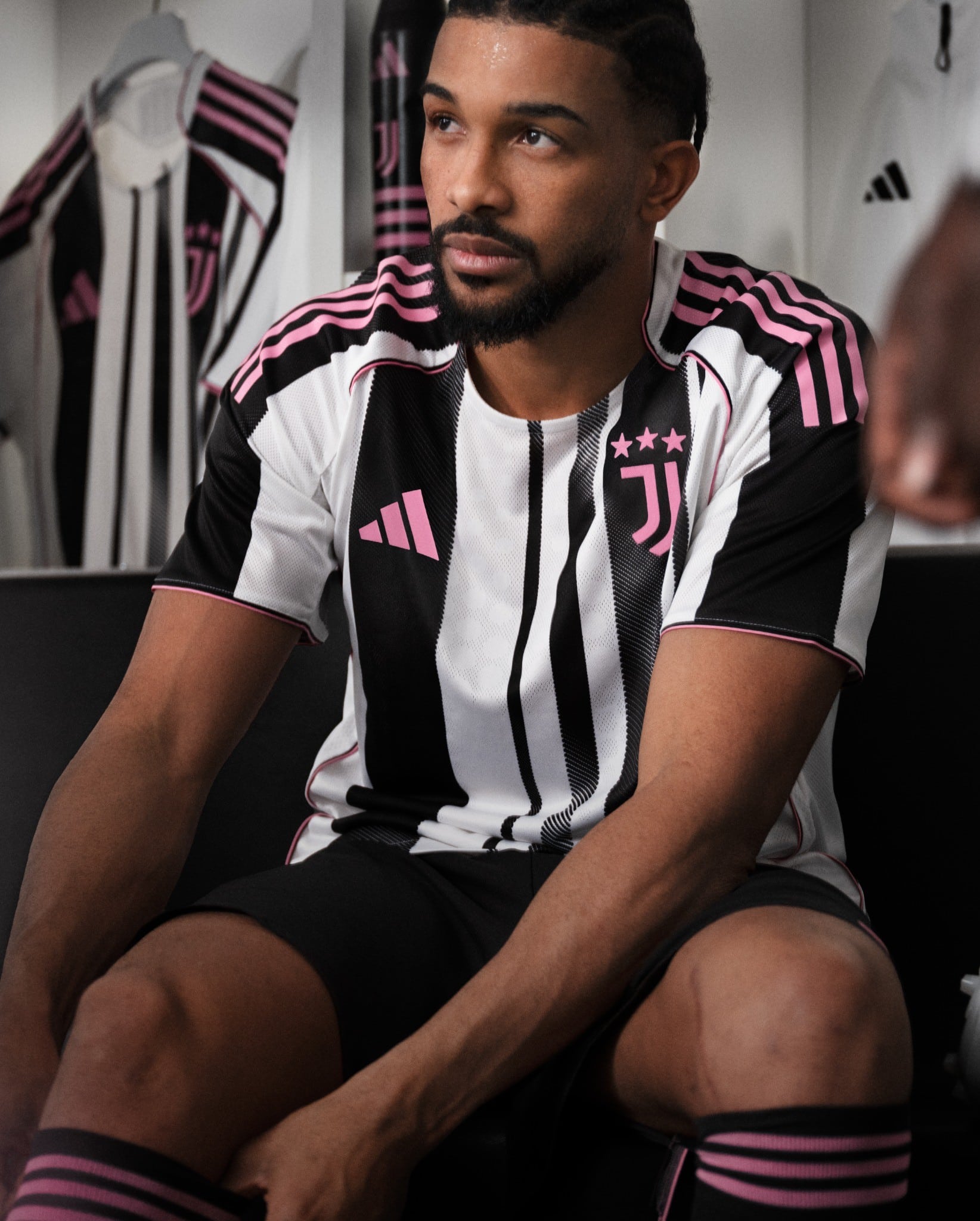 maillot juventus 2025-2026 domicile adidas
