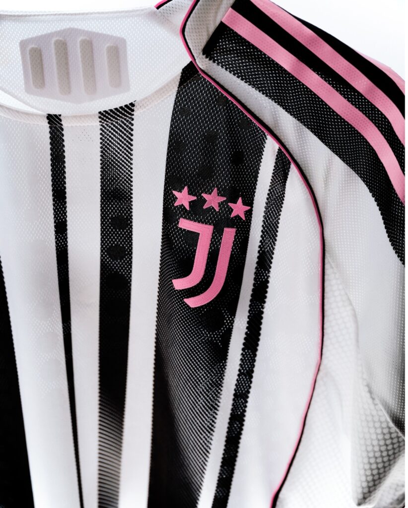 maillot juventus 2025-2026 domicile adidas