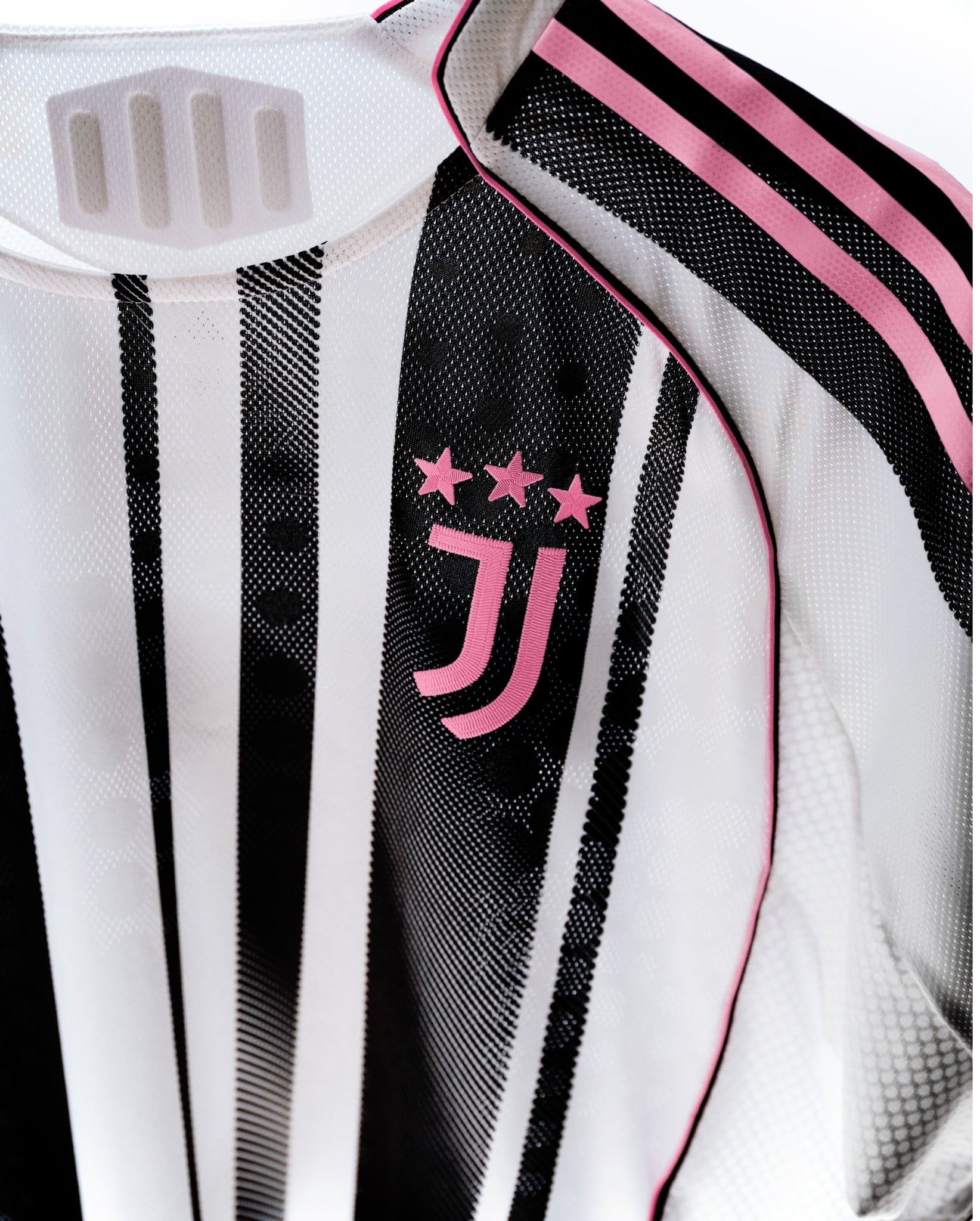 Atlético Juventus – Maillot Domicile 2025/26 – Bordeaux main image 1