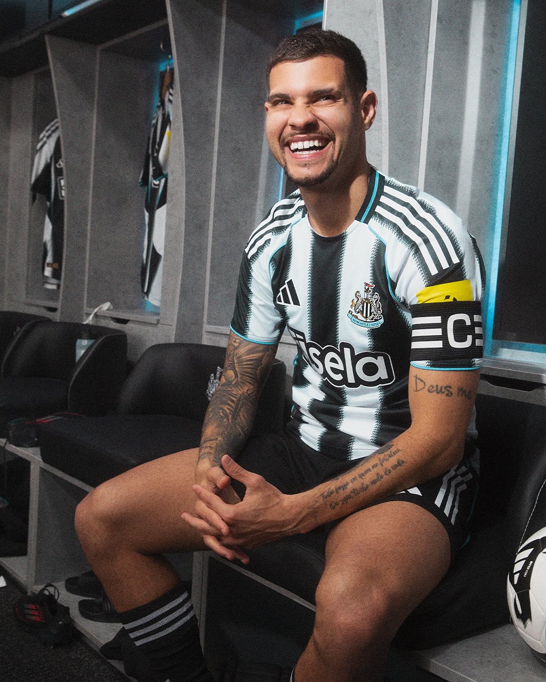 maillot newcastle 2025 2026 domicile adidas