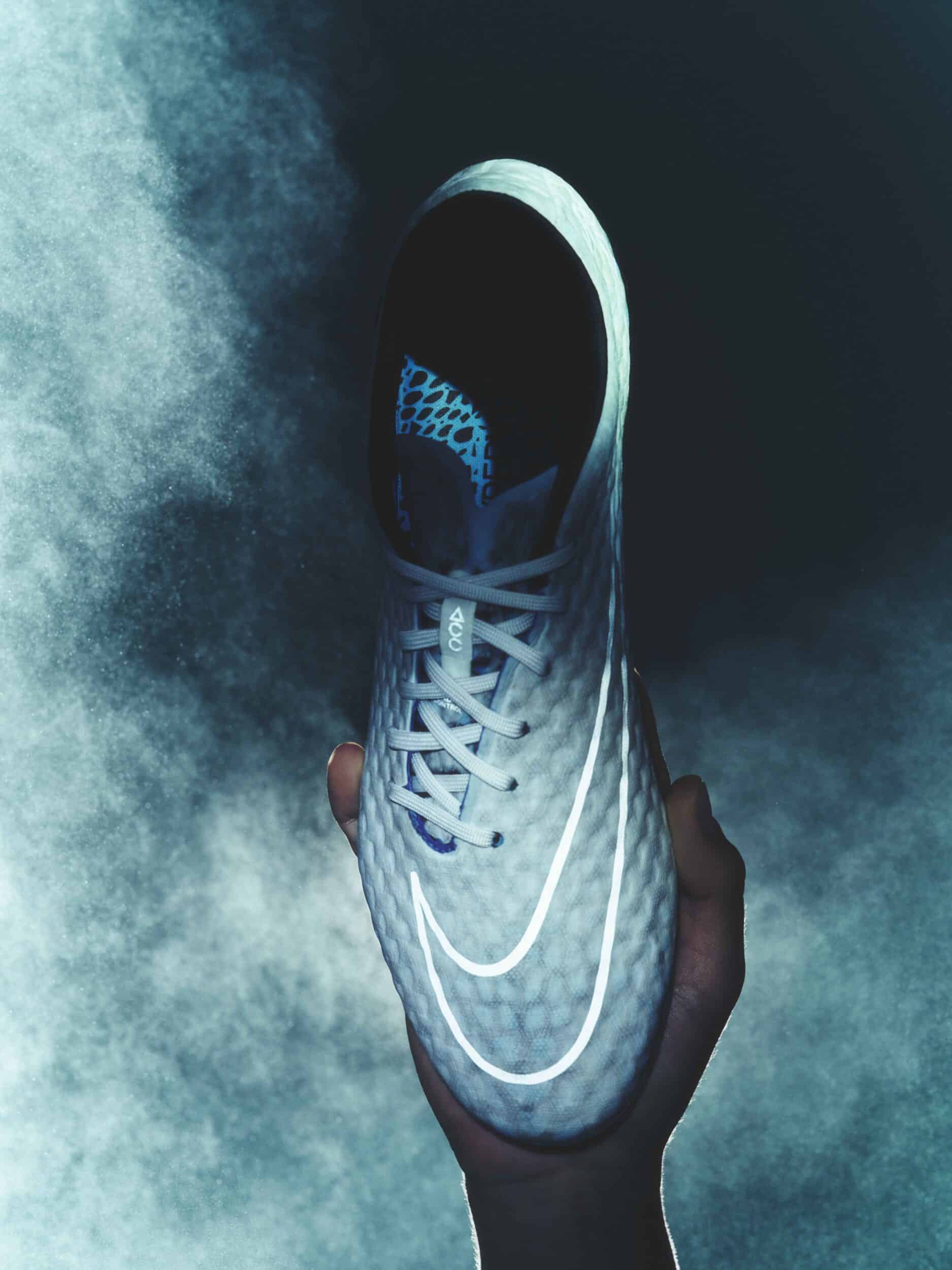 nike hypervenom transform hydra lautaro martinez