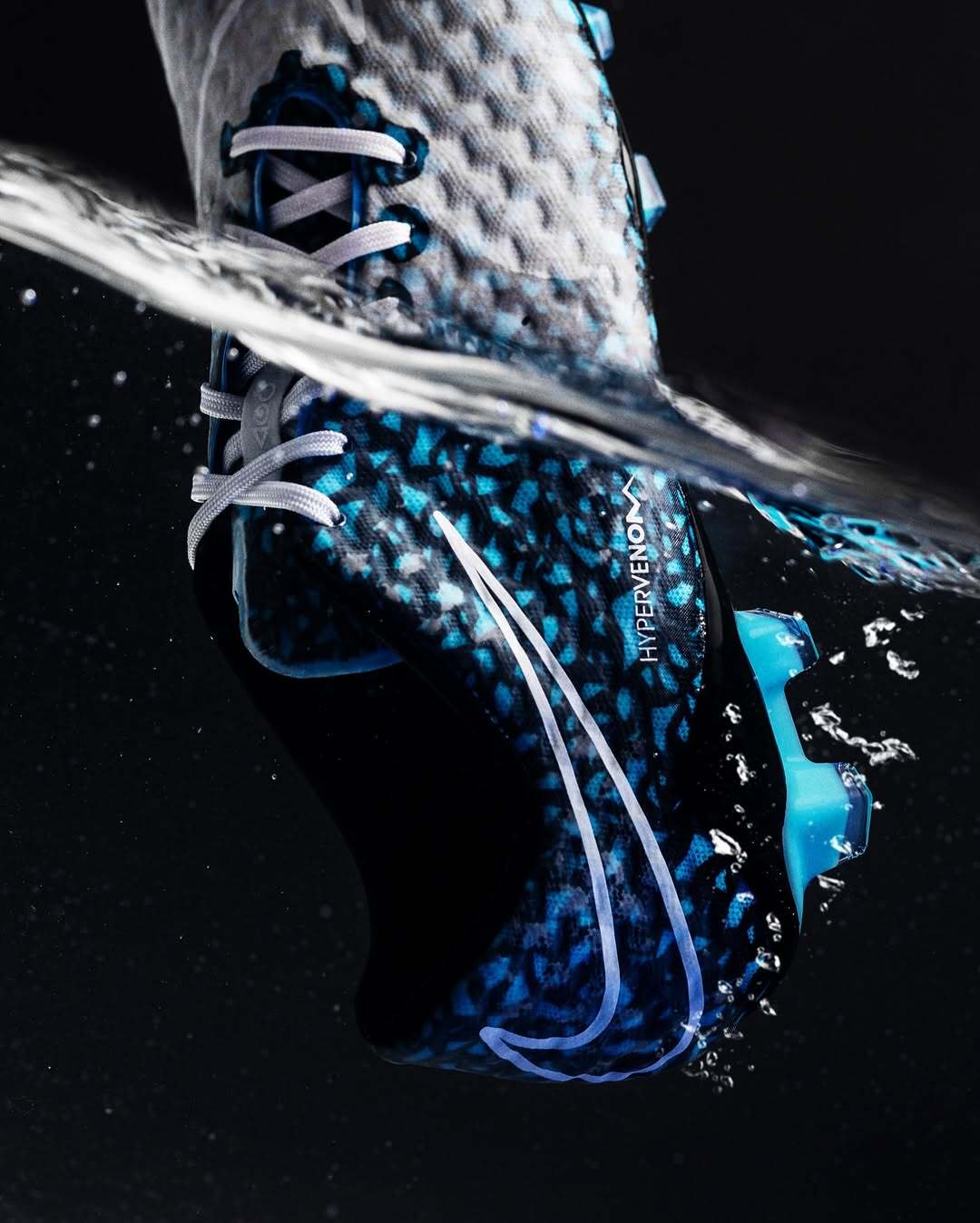 nike hypervenom transform hydra lautaro martinez