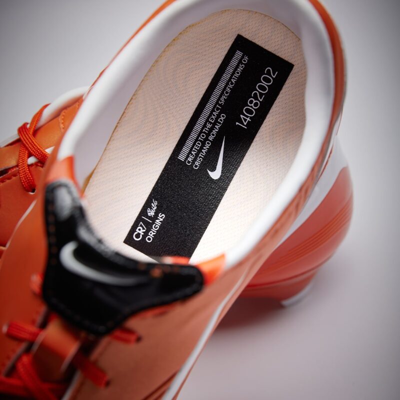 nike mercurial vapor rgn 1 orange