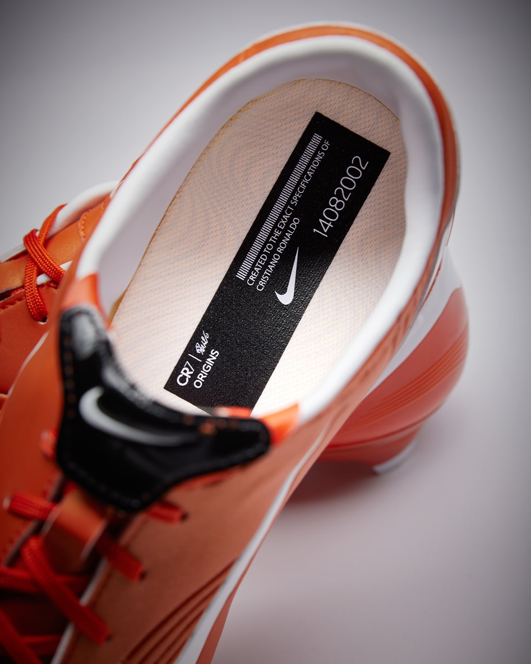 nike mercurial vapor rgn 1 orange