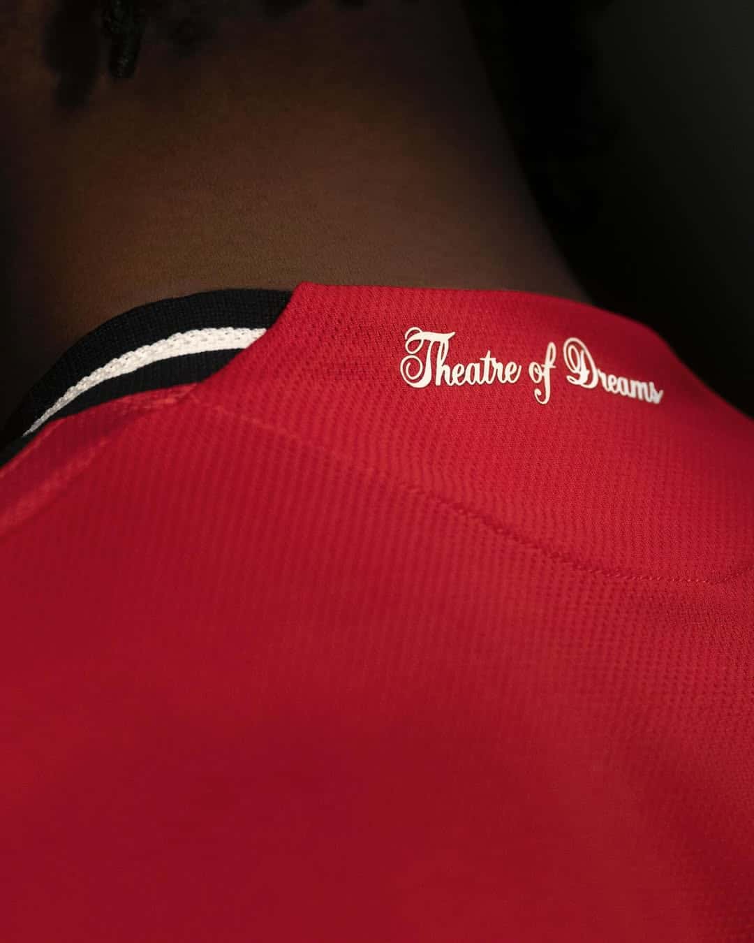 maillot manchester united 2025 2026 domicile adidas