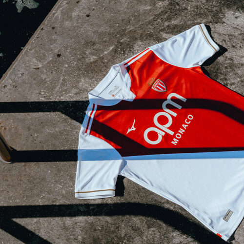Image de l'article Mizuno dévoile le nouveau maillot de Monaco 2025-2026