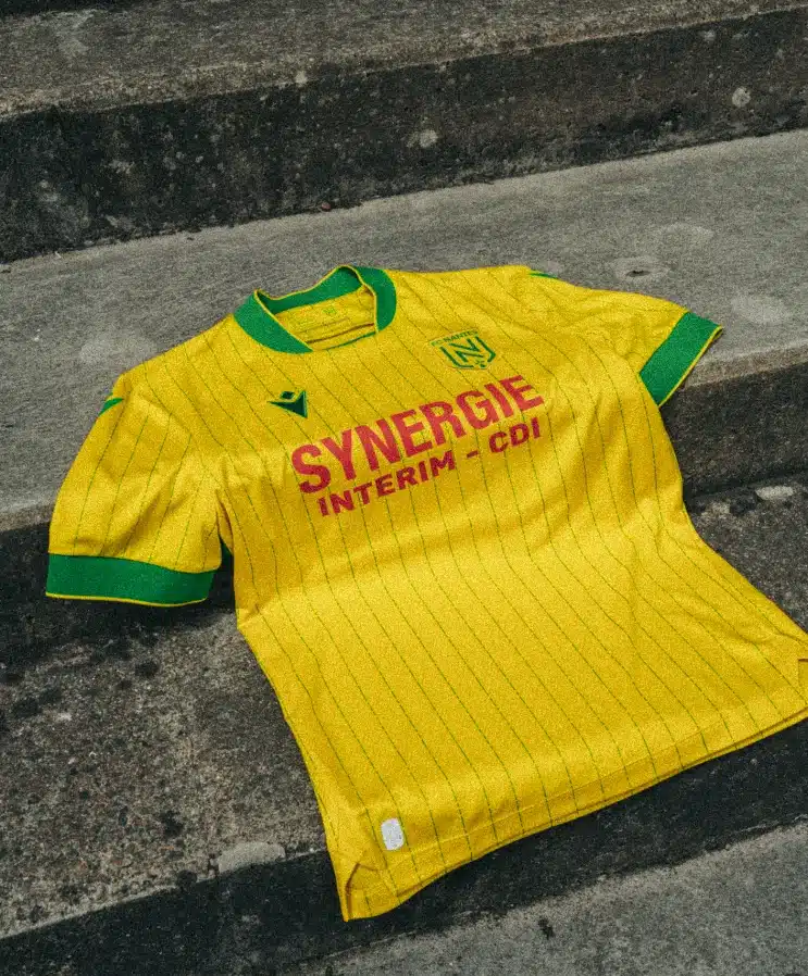 maillot nantes 2025 2026 domicile macron
