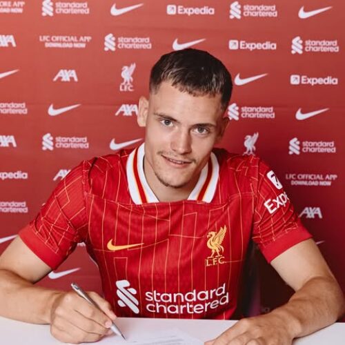 Image de l'article Pourquoi voit-on encore du Nike à Liverpool alors qu’adidas a signé avec le club ?