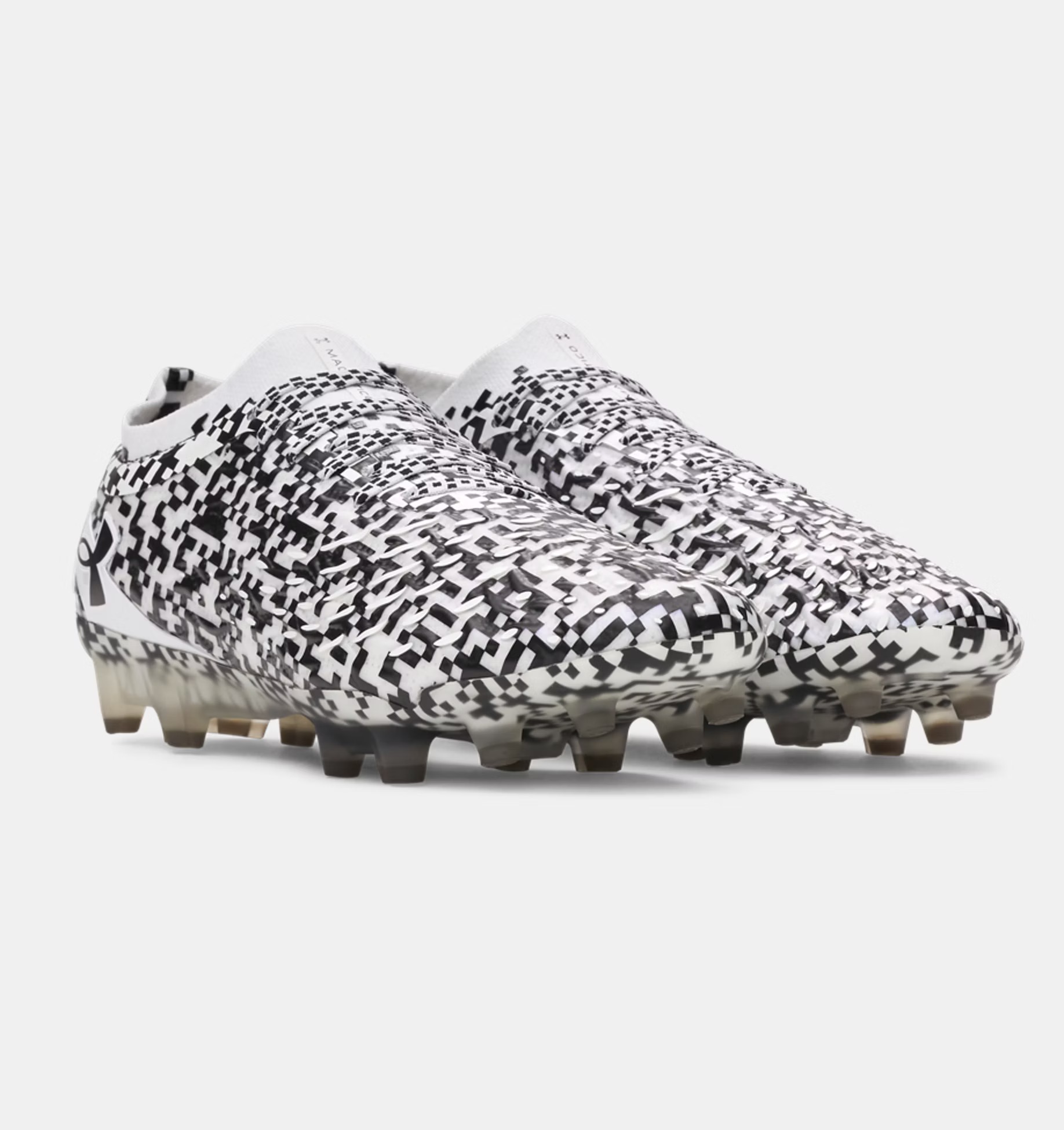 crampons magnetico 5 under armour