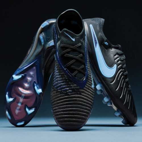 Image de l'article Nike dévoile un black pack pour ses nouveaux crampons