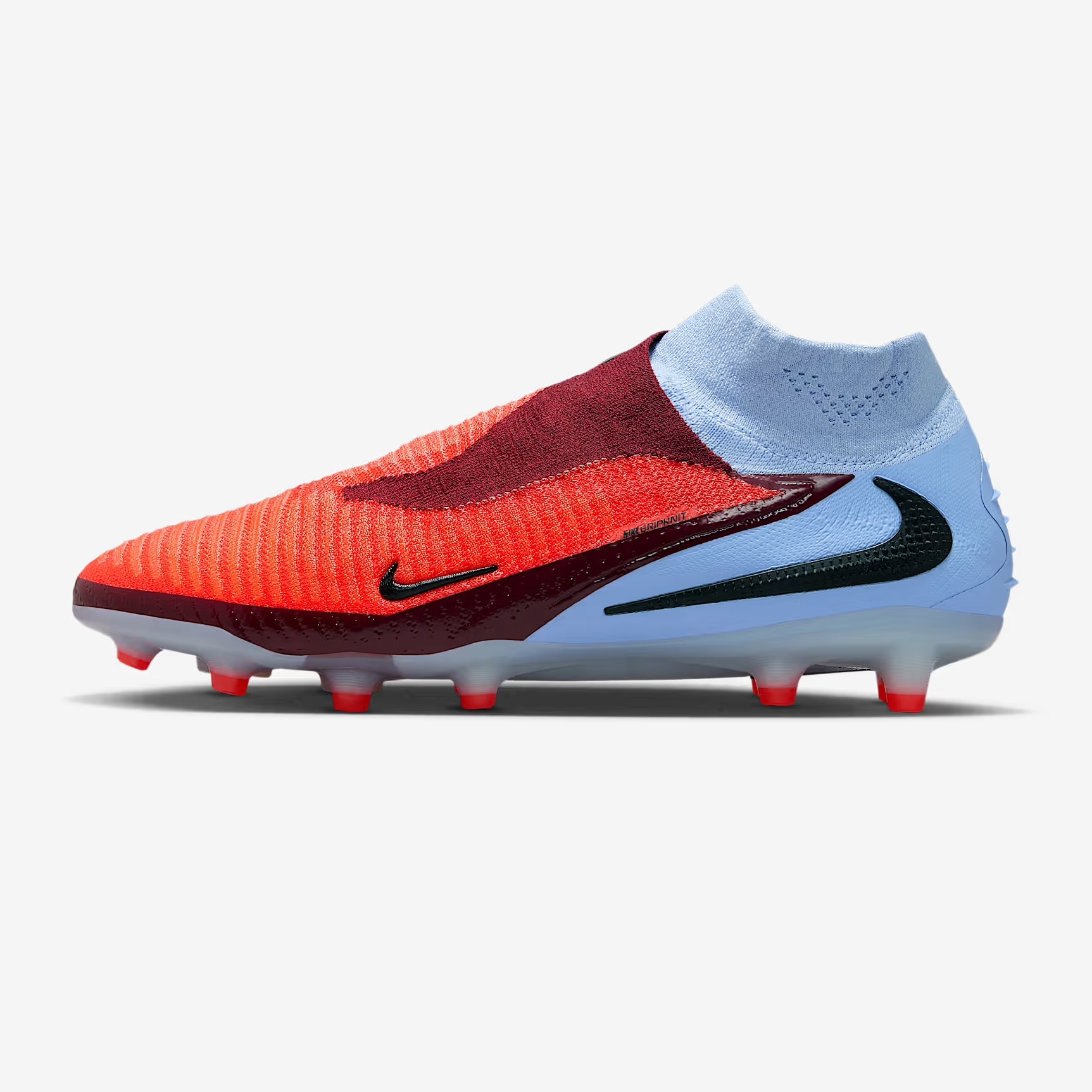 crampons nike phantom 6 scary good 2025