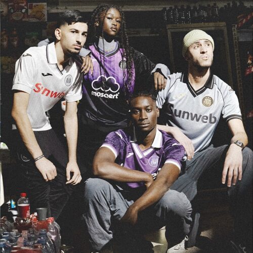 Image de l'article Et si Anderlecht avait réalisé la meilleure présentation de maillots de l'histoire ?
