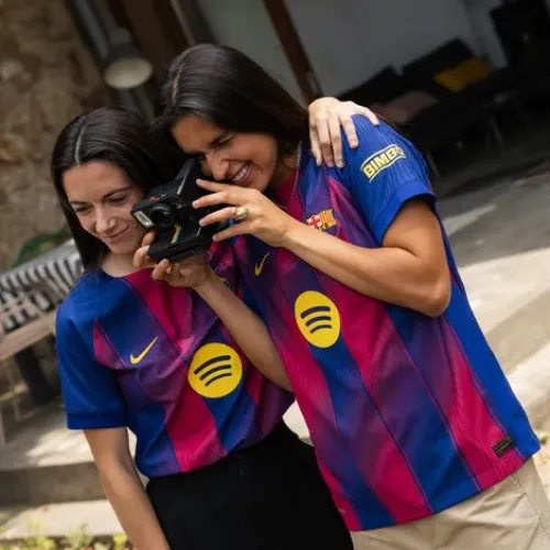 Image de l'article Comment le maillot de foot est devenu un pilier financier des clubs