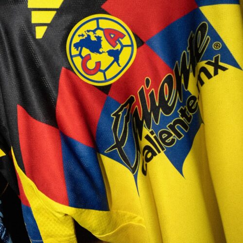 Image de l'article adidas signe son retour au Club América avec deux maillots percutants