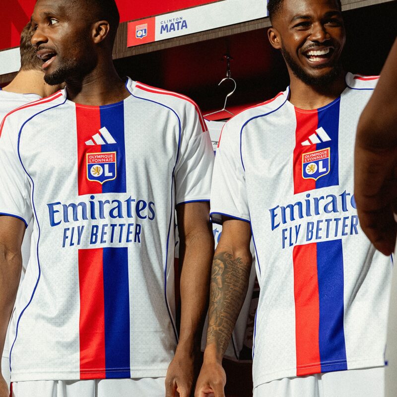 FLOCAGE OFFICIEL KVARATSKHELIA N°7 UEFA PSG 2025/2026