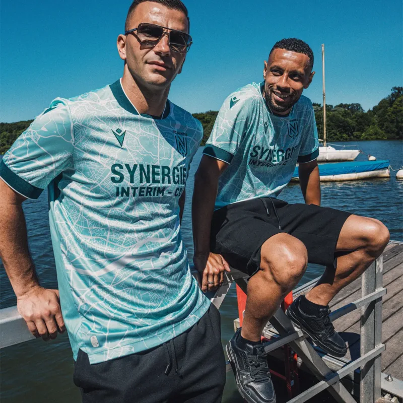 maillot nantes 2025 2026 exterieur macron
