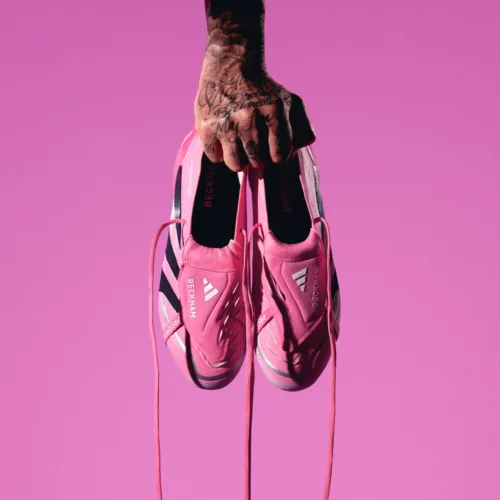 Image de l'article David Beckham reçoit une Predator rose totalement inédite et exclusive