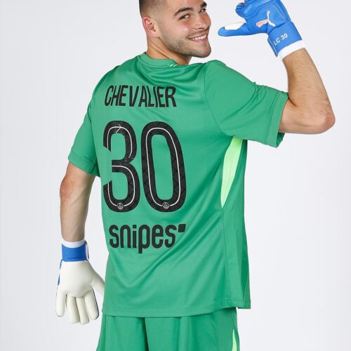 Image de l'article Pourquoi Lucas Chevalier porte le numéro 30 ?