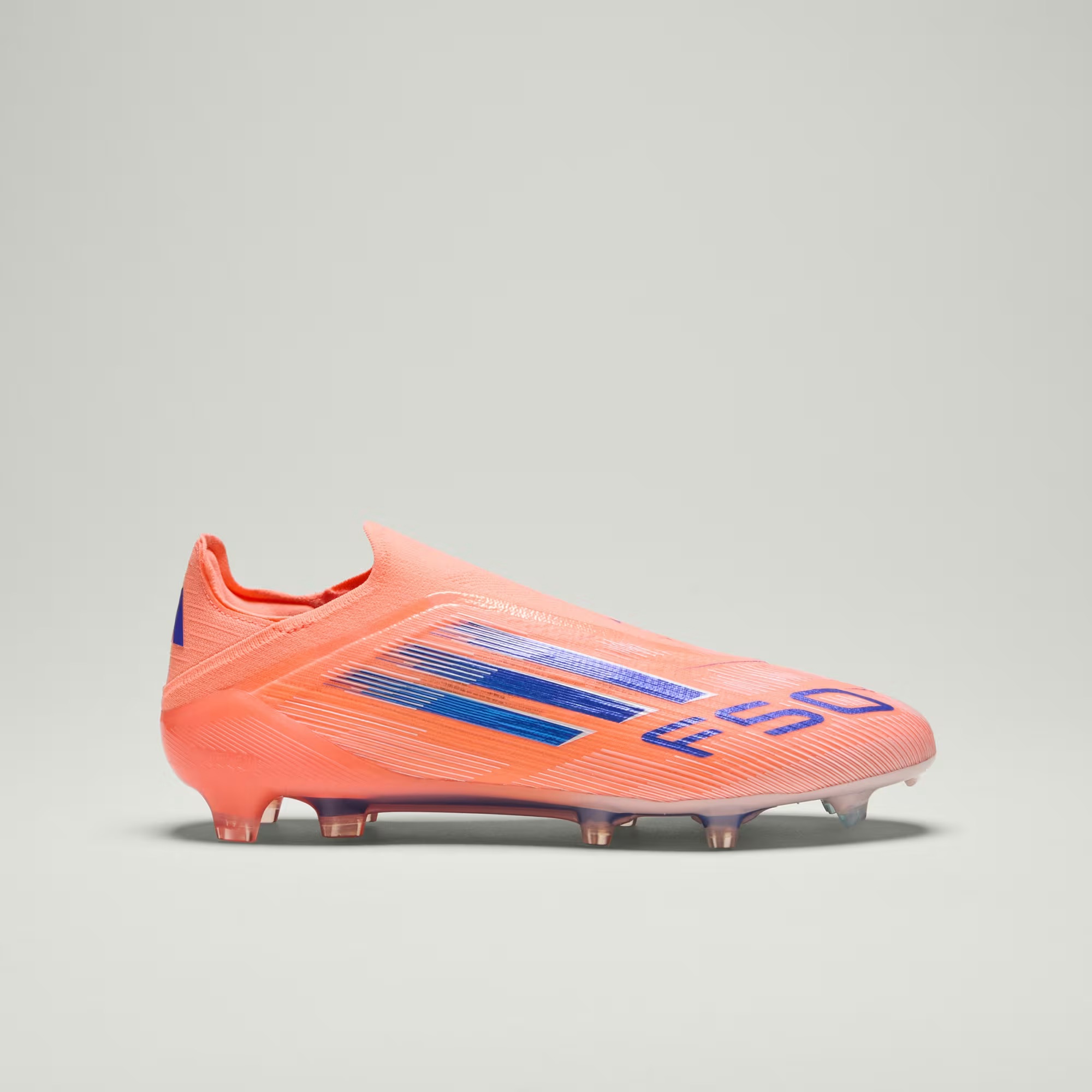 crampon adidas F50 septembre 2025