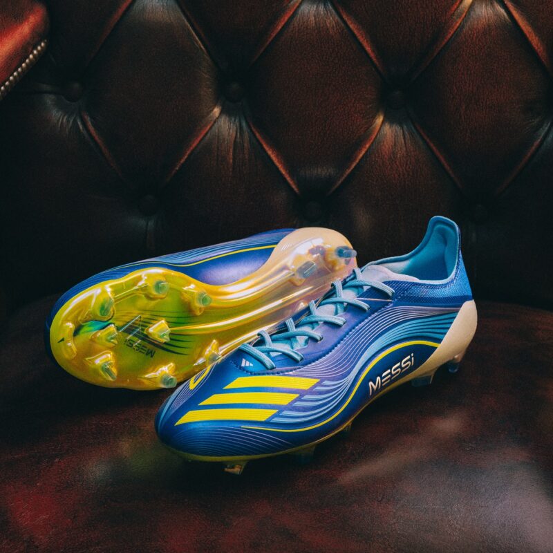 crampon messi F50 bleu vis10n