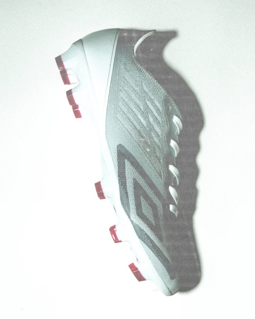 crampon umbro velocita decima
