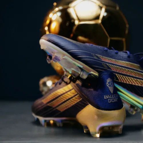 Image de l'article Une paire d'adidas F50 unique pour célébrer le Ballon d'Or de Dembélé