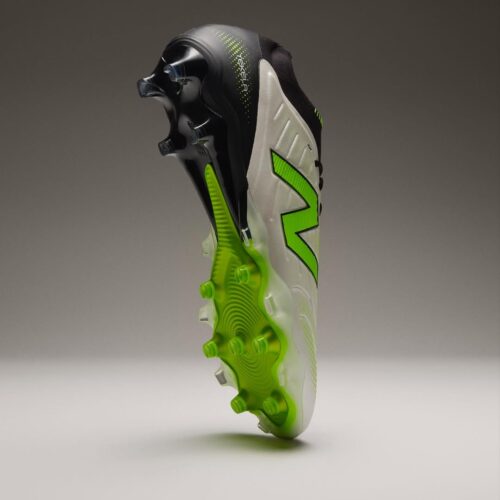 Image de l'article De nouveaux coloris pour les crampons New Balance avec le 