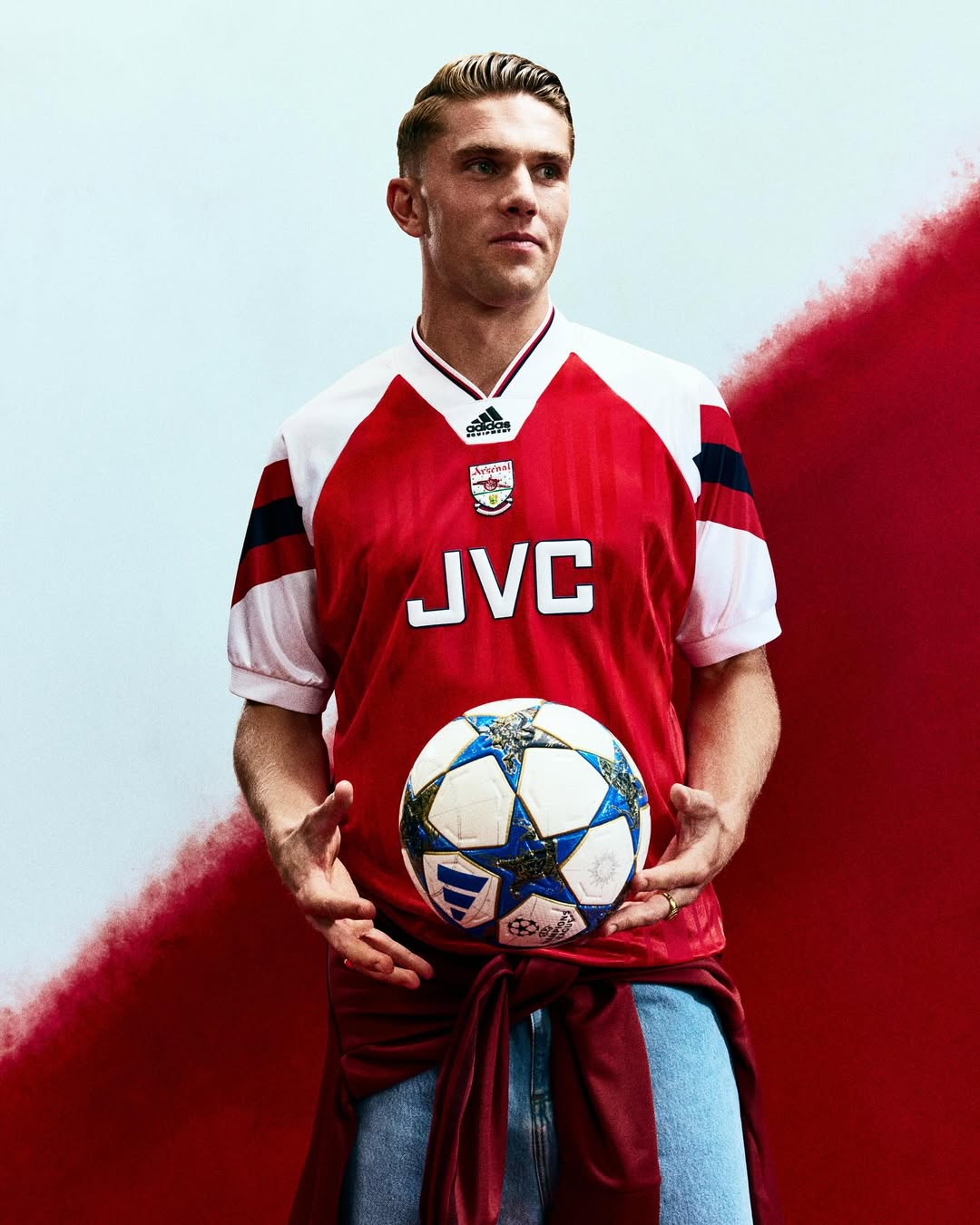 Maillots de foot vintage / rétro - The Football Market - Maillot Arsenal vintage domicile #6 ADAMS