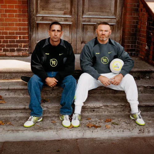 Image de l'article Nike et Palace revisitent la Total 90 dans une collection capsule