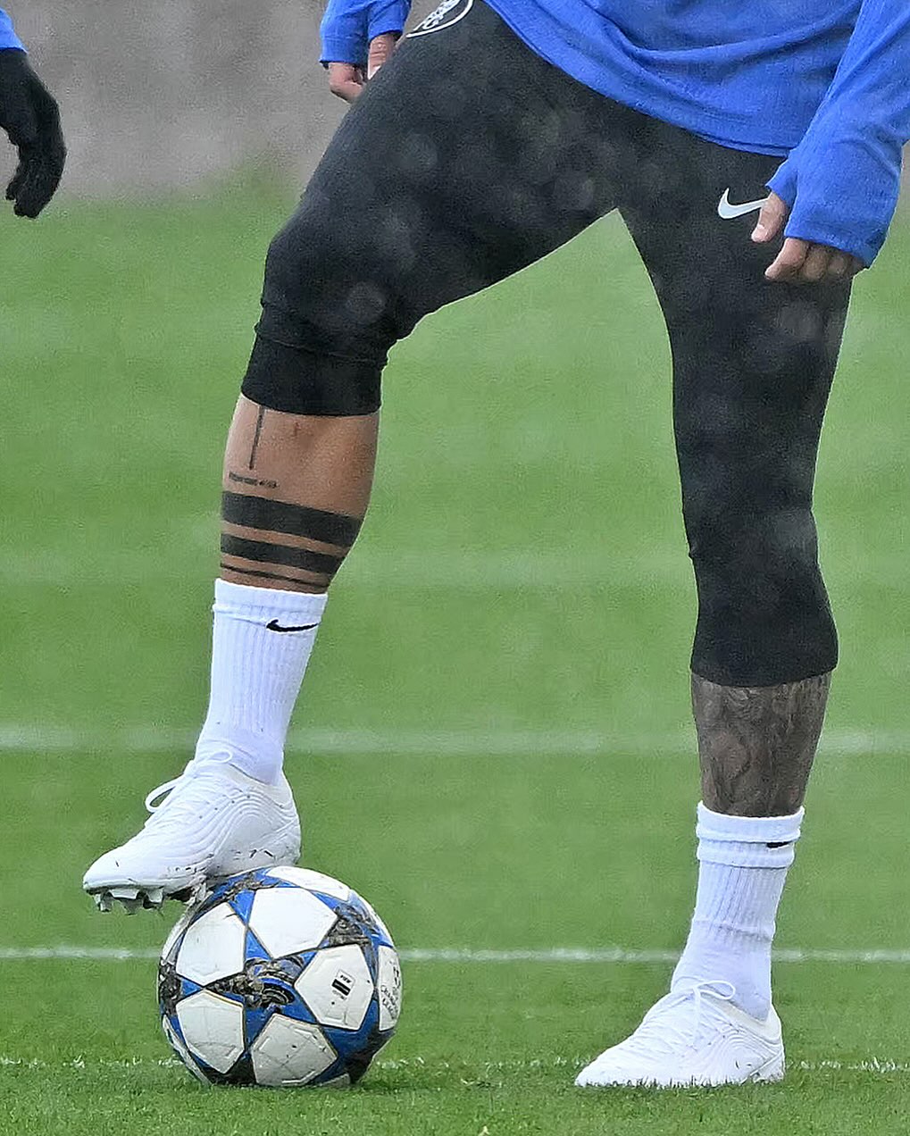 crampons nike tiempo