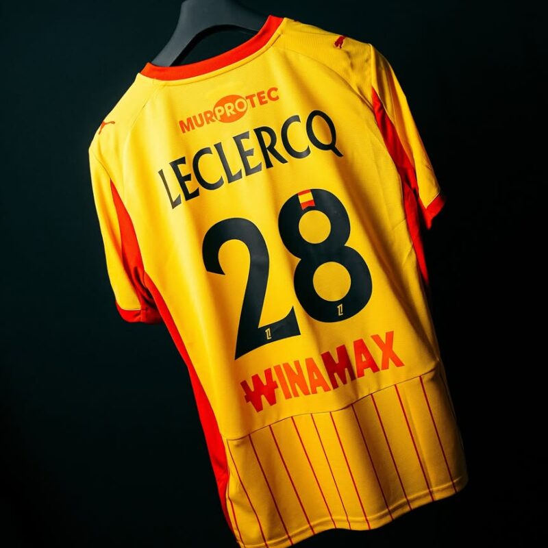 flocage lens strasbourg match de la memoire 2025