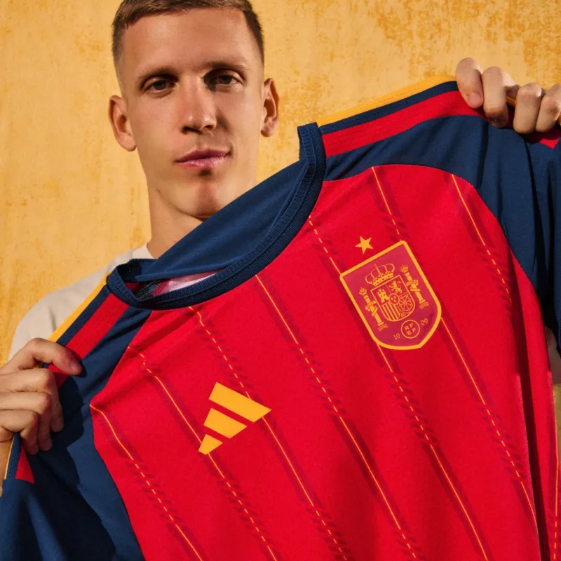 Maillot Espagne Lamine Yamal 2025 : découvrez le numéro 19 du jeune