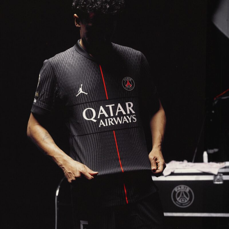 maillot fourth psg 2025 2026 jordan