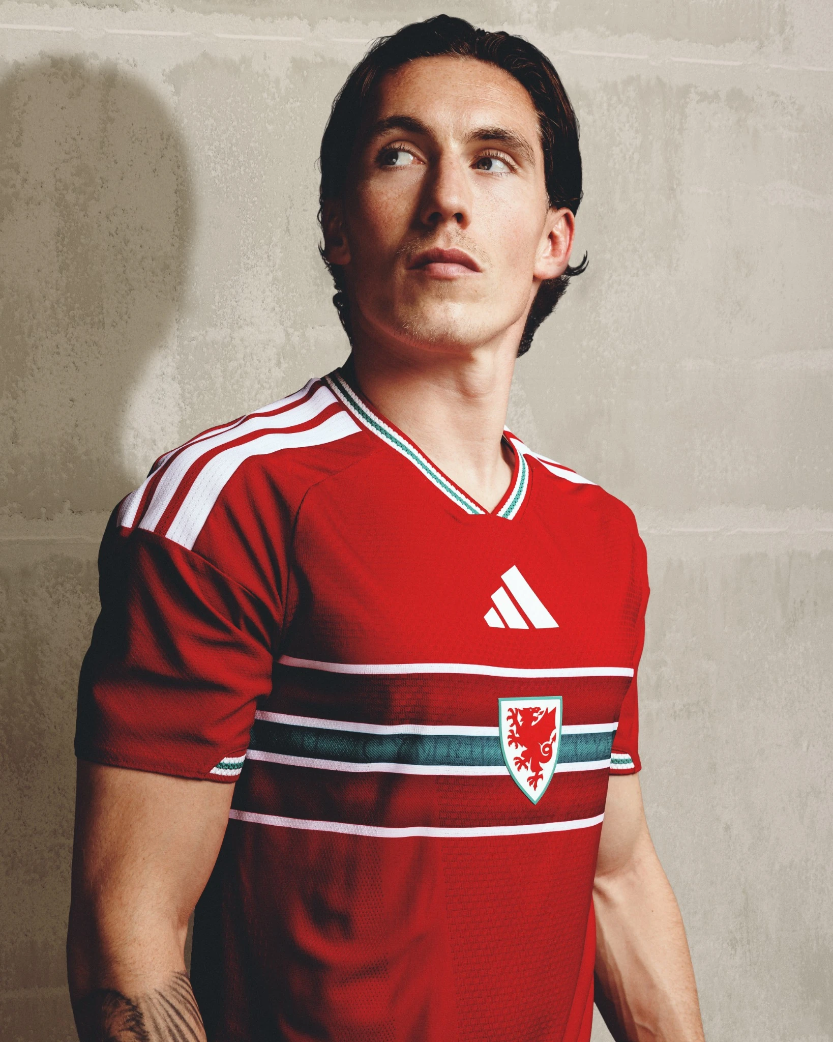 maillot pays de galles 2026 adidas domicile