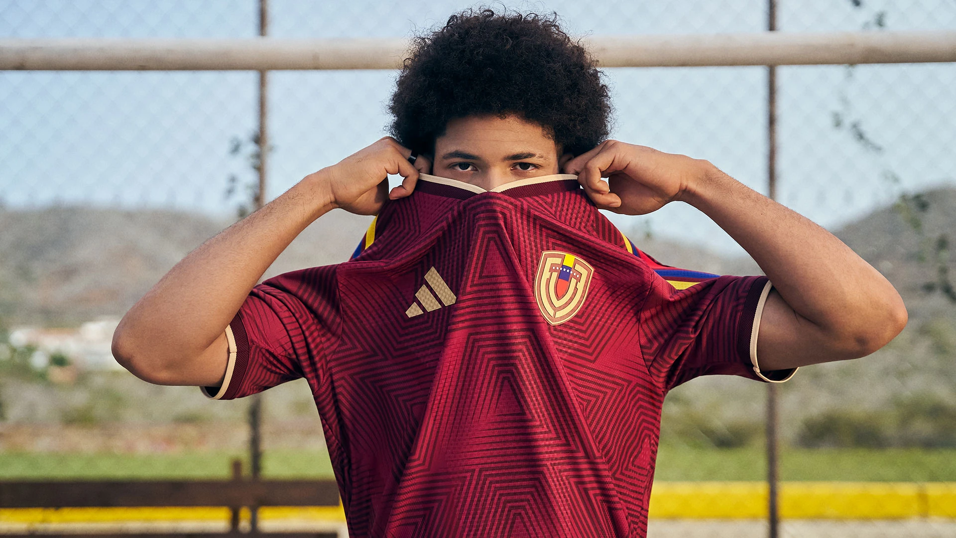 maillot venezuela 2026 adidas domicile