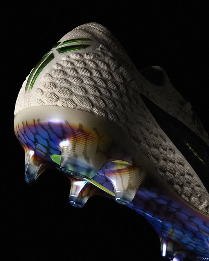 crampons nike phantom black mamba kobe bryant