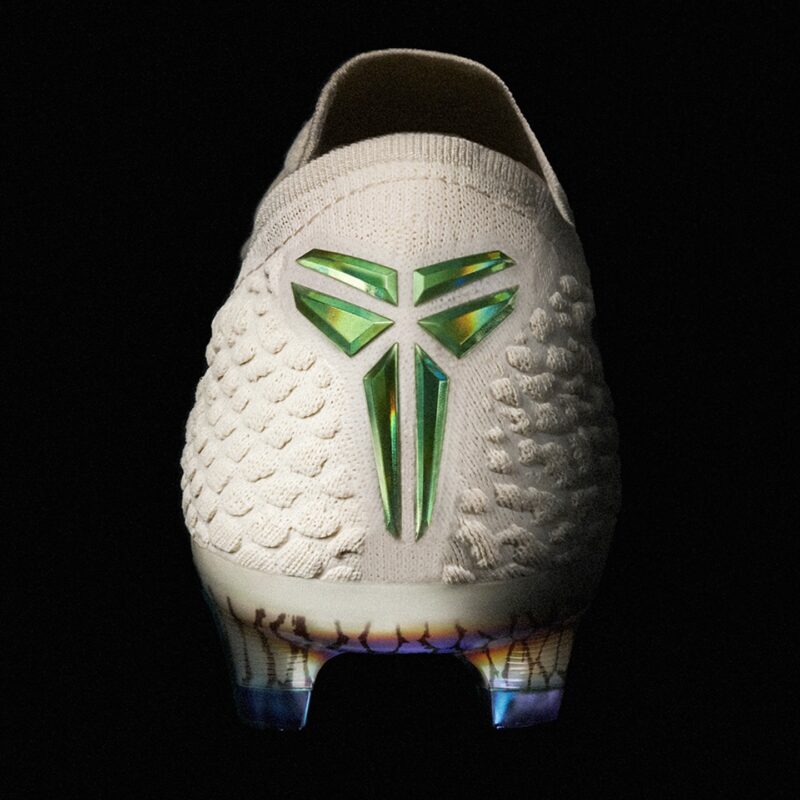 crampons nike phantom black mamba kobe bryant