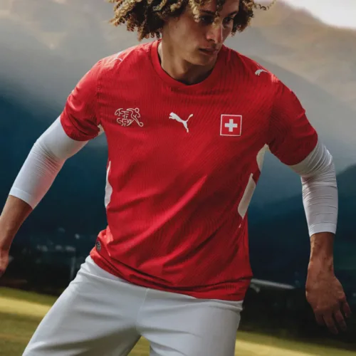 Image de l'article Autriche, Suisse, Tchéquie, Islande : PUMA dévoile les maillots 2026 de ses sélections nationales