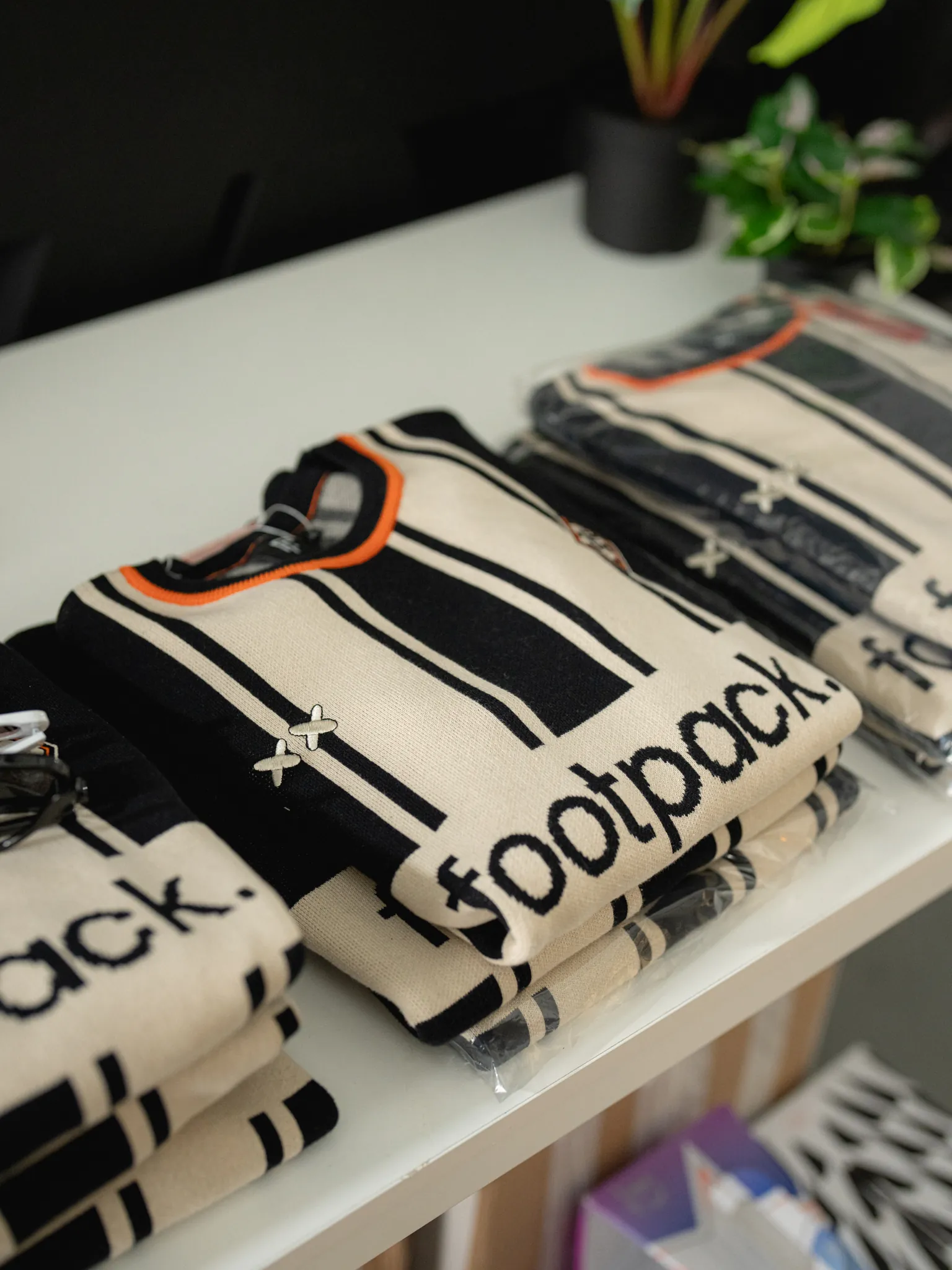 pull maille footpack anniversaire maison tricot