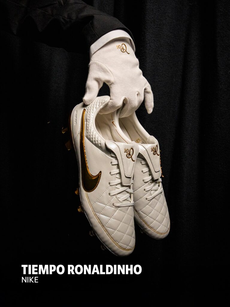 top 10 crampons 2025 footpack nike tiempo R10