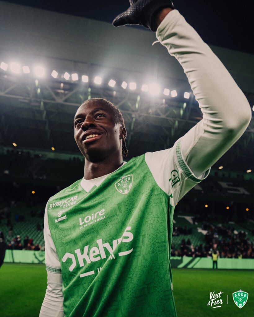 sponsor saint etienne aisselle 900 care