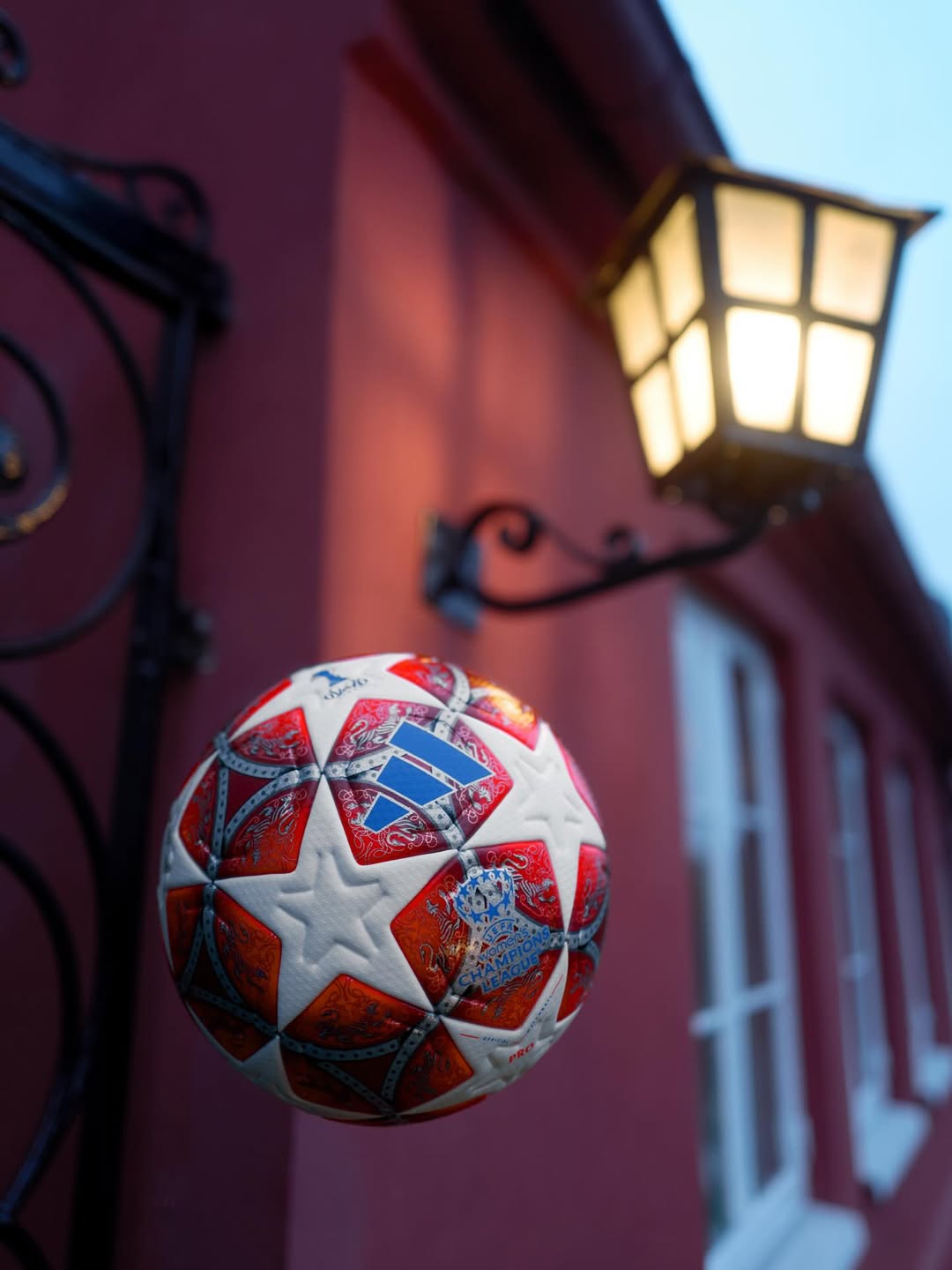 ballon ligue des champions féminine 2025 2026 adidas