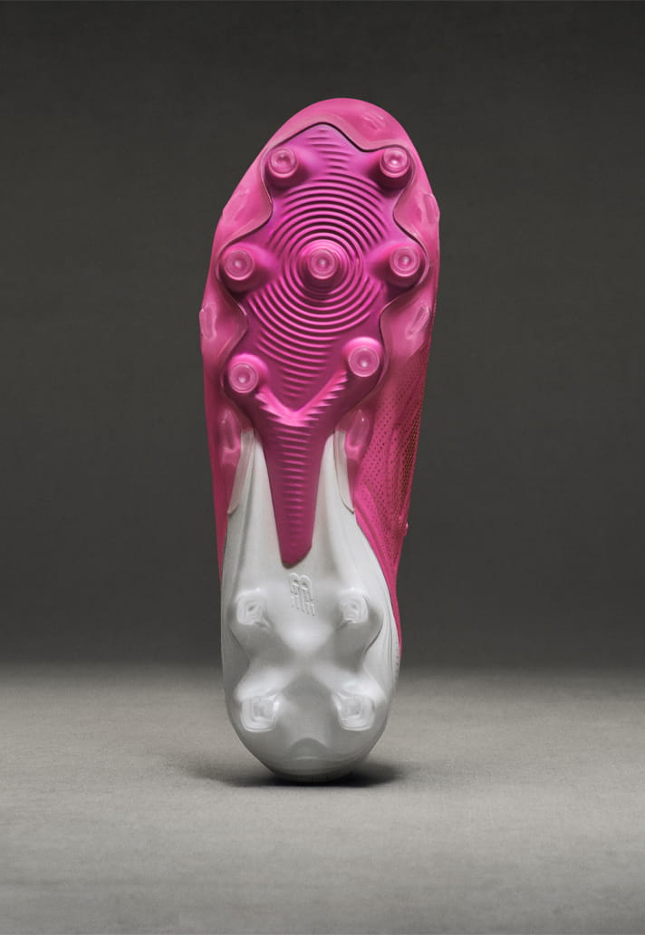 crampons-new-balance-pure-ambition-tekela